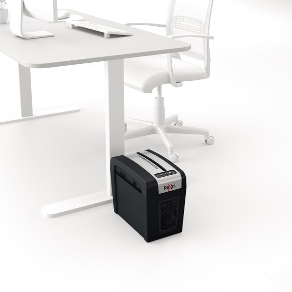 Rexel® Aktenvernichter Secure MC3-SL Slimline Whisper-Shred™ P-5 Papier, Heftklammern, Büroklammern Partikelschnitt schwarz