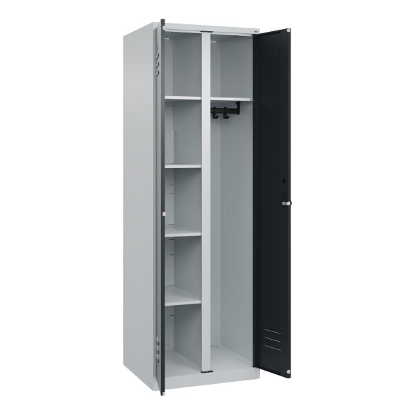 C+P Garderobenschrank Classic PLUS 600 x 1.850 x 500 mm (B x H x T) Stahl Farbe der Front: schwarzgrau Farbe des Korpus: lichtgrau