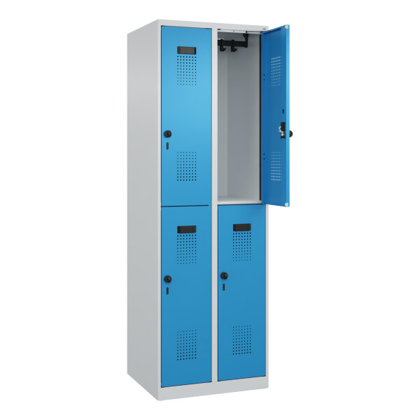 C+P Kleiderspind Evolo PLUS 600 x 1.850 x 500 mm (B x H x T) 2 Abteile Stahl Farbe der Front: lichtblau Farbe des Korpus: lichtgrau